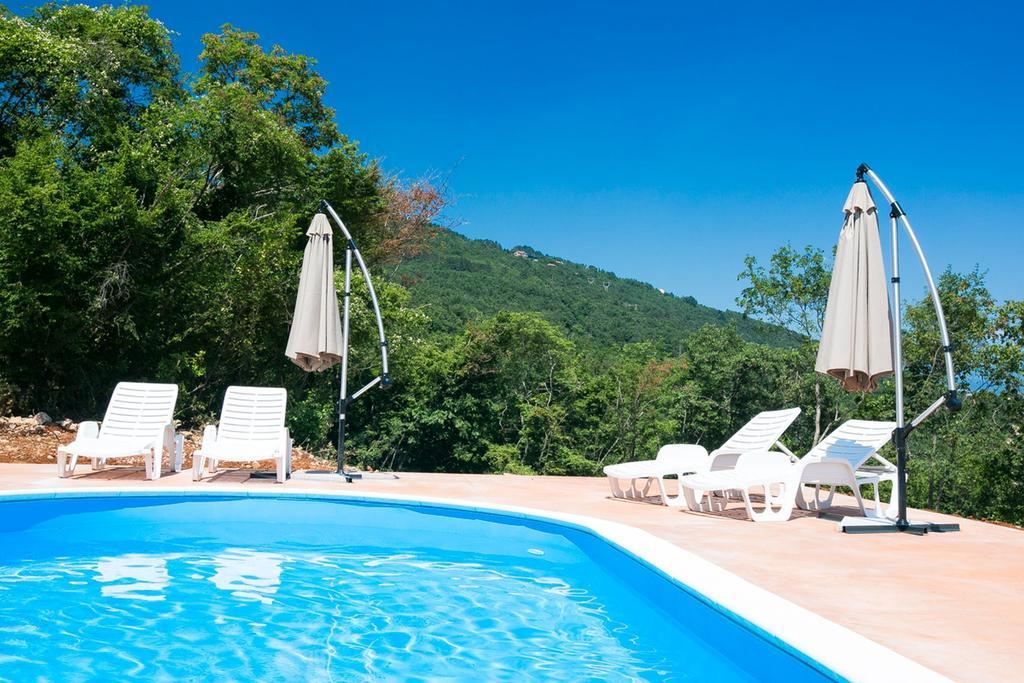 Guesthouse Gauss Opatija Exterior foto